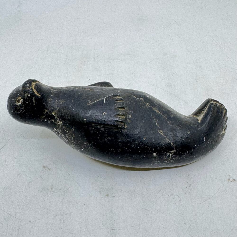Inuit Handmade Blackstone Reclining Seal Sculpture - Picture 3 of 10